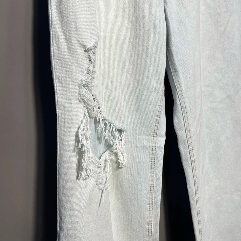 Women's High-Rise 90s Relaxed Straight Jeans - Wild Fable Size 12/30”-NWT - Picture 8 of 9